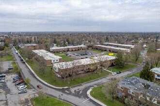 301 Rue Hurteau, Dollard-des-Ormeaux, QC - AERIAL  map view