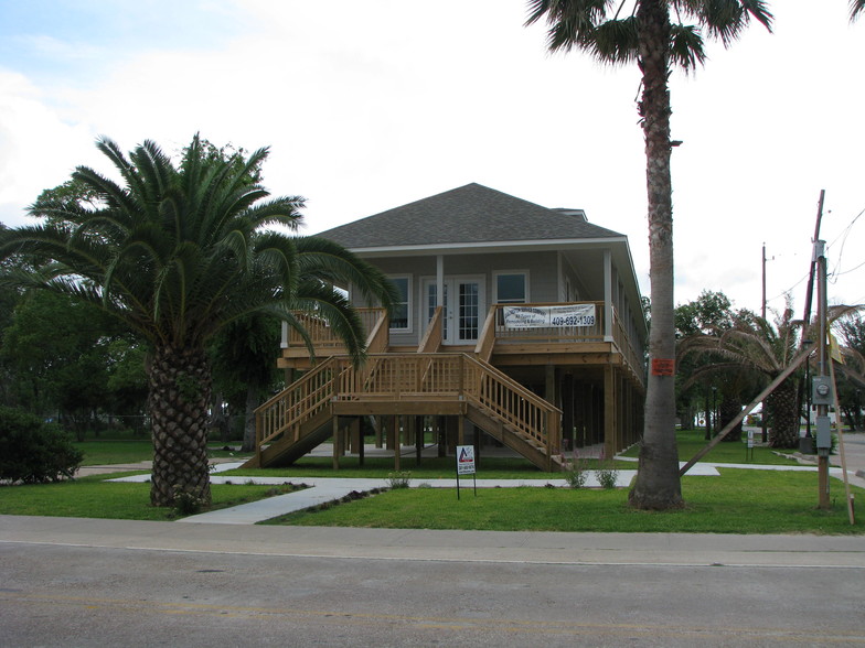 601 5th St, Kemah, TX for lease - Building Photo - Image 3 of 21