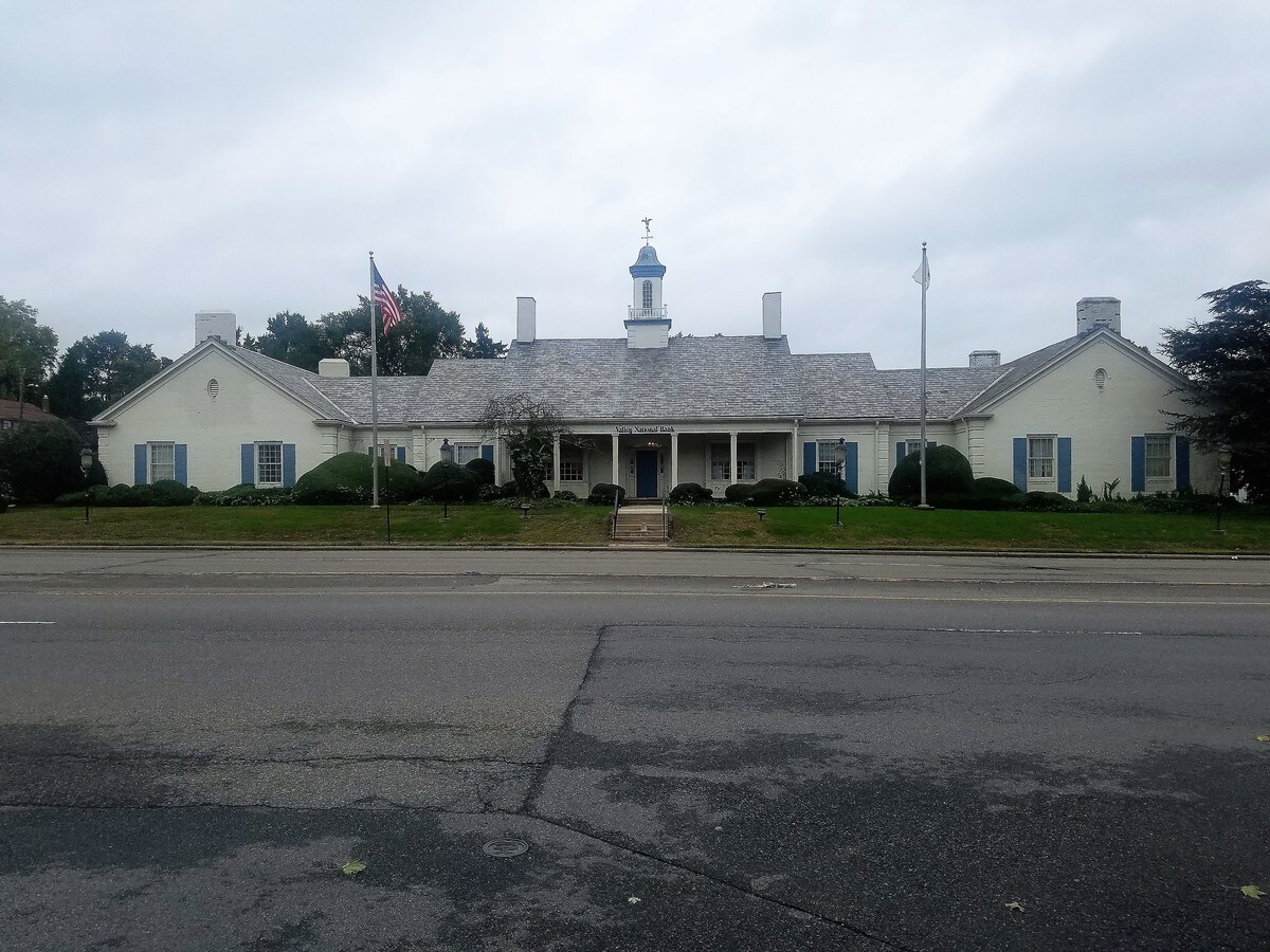 1059 Bloomfield Ave, West Caldwell, NJ 07006