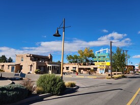 El Camino Motor Hotel - Motel