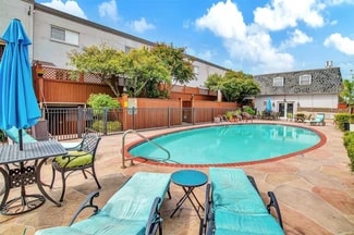More details for 7771 Royal Ln, Dallas, TX - Multifamily for Sale