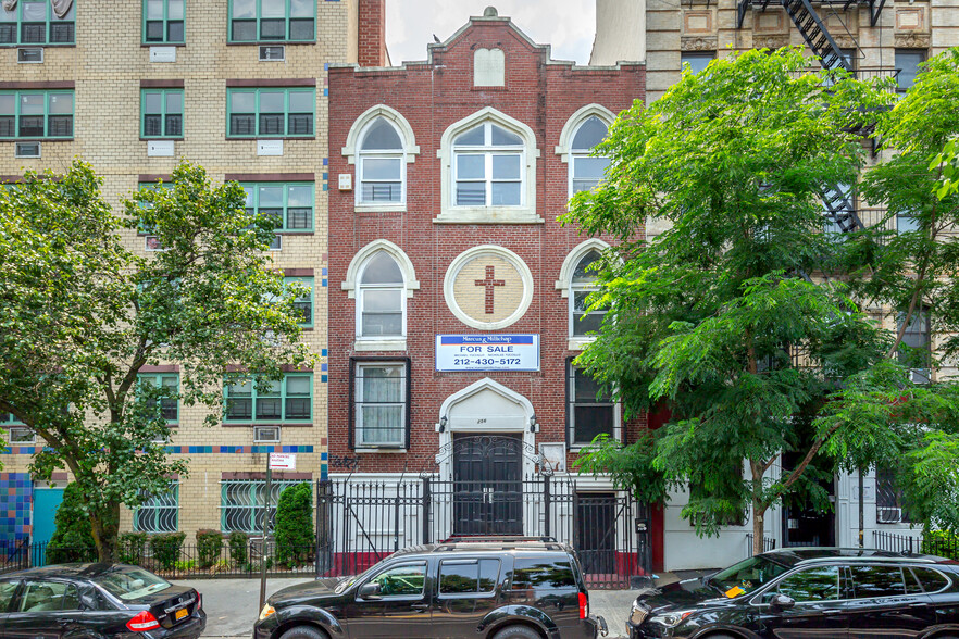 256 E Fourth St, New York, NY for sale - Building Photo - Image 1 of 1