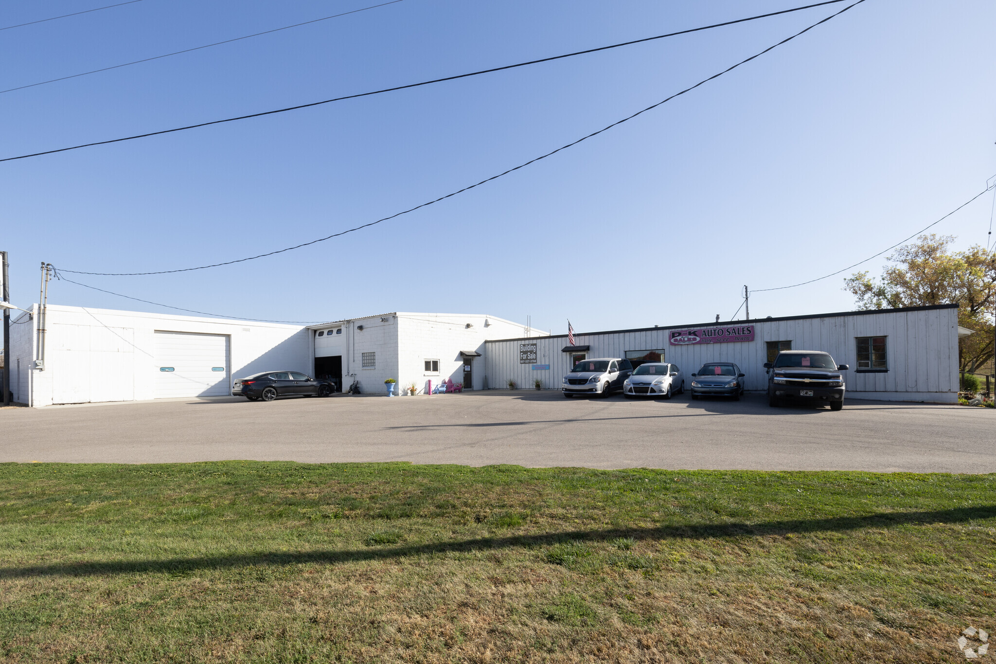 1004 N River Dr, North Mankato, MN for sale Primary Photo- Image 1 of 3