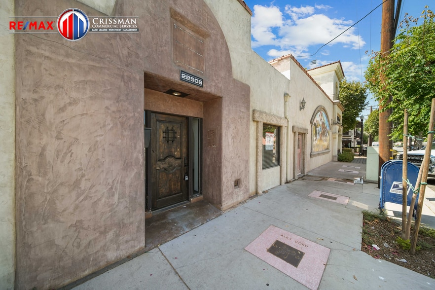 22508 Market St, Santa Clarita, CA for lease - Building Photo - Image 1 of 8