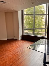 405 N Wabash Ave, Chicago, IL for lease Interior Photo- Image 2 of 6