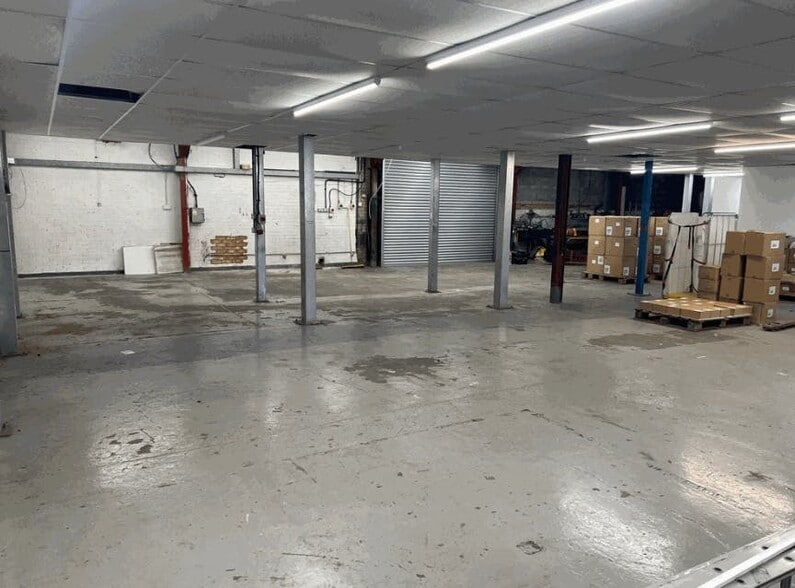 Central Way, Feltham for lease - Building Photo - Image 2 of 5