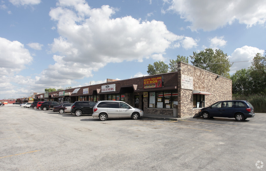 101-119 W Sibley Blvd, South Holland, IL for lease - Primary Photo - Image 1 of 4