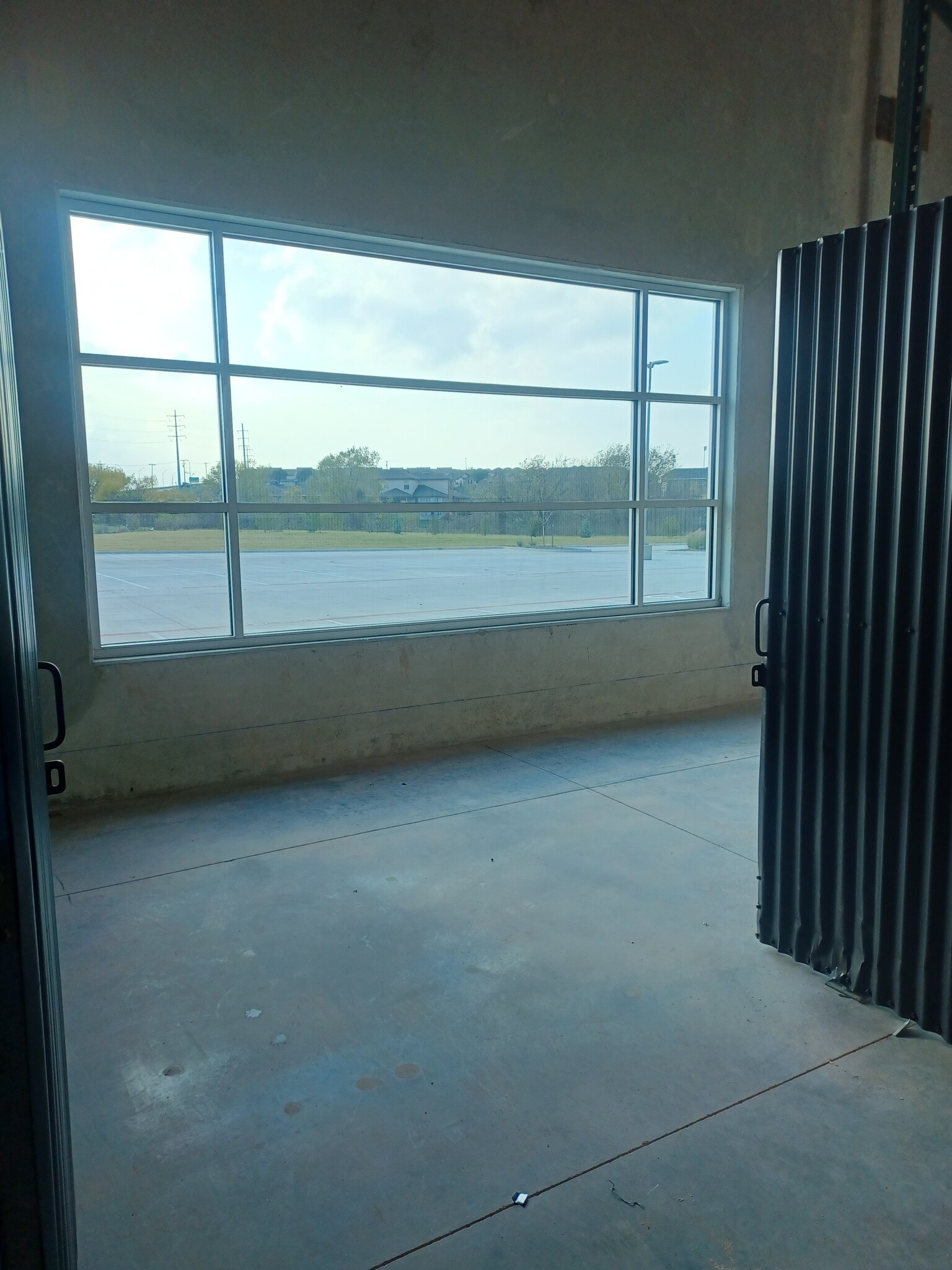 2700 Louis Henna Blvd, Round Rock, TX for lease Interior Photo- Image 1 of 3
