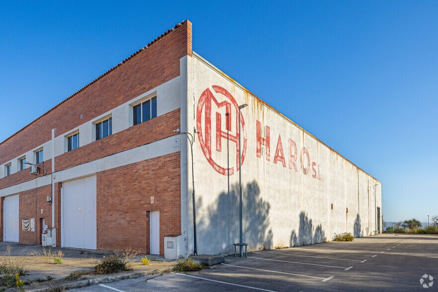 16 Carrer Marie Curie, Sant Esteve Sesrovires, Barcelona for sale - Primary Photo - Image 1 of 4