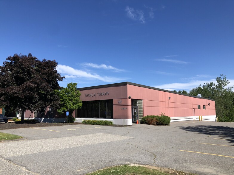 637 Minot Ave, Auburn, ME for lease - Building Photo - Image 1 of 8