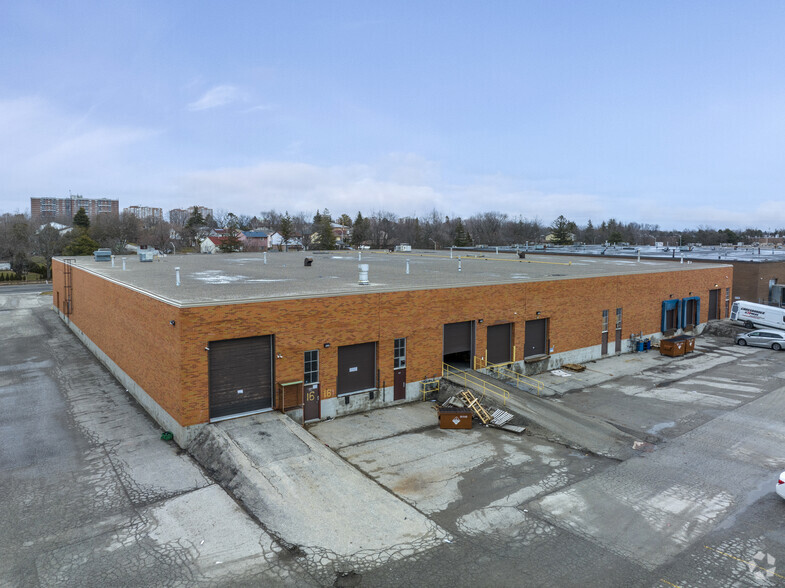 440 Tapscott Rd, Toronto, ON for lease - Building Photo - Image 3 of 4