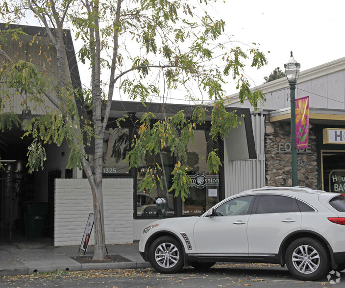 1325 Locust St, Walnut Creek, CA for lease - Building Photo - Image 3 of 5