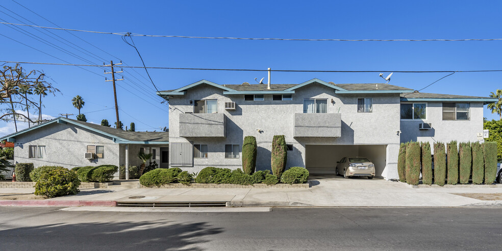 13901 Burbank Blvd, Sherman Oaks, CA for sale - Building Photo - Image 3 of 9