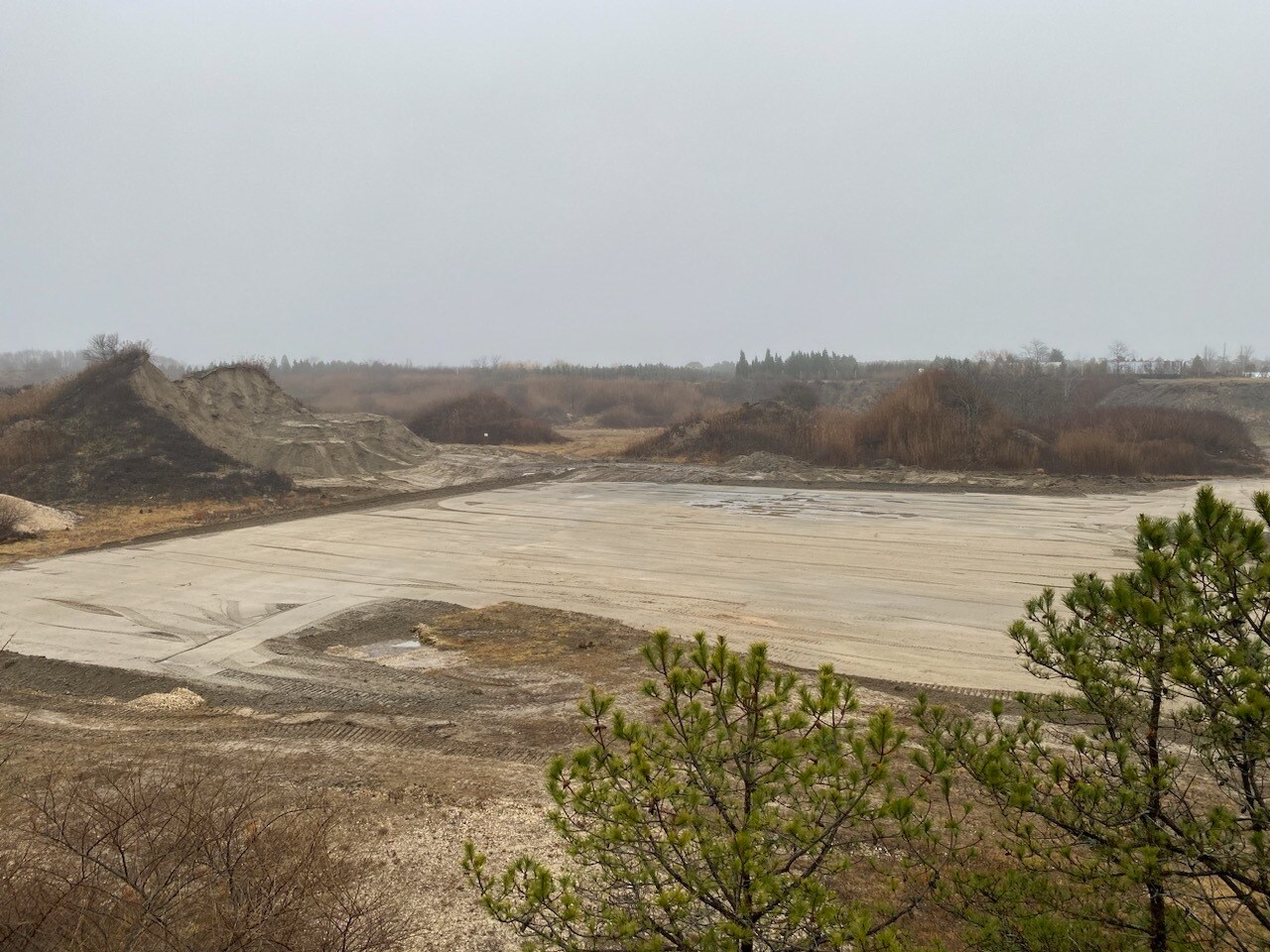 76 Summit blvd, Westhampton, NY 11977 CONTRACTOR YARD SPACE