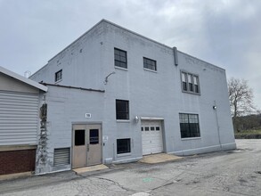 500 W College Ave, York, PA for lease Building Photo- Image 1 of 23