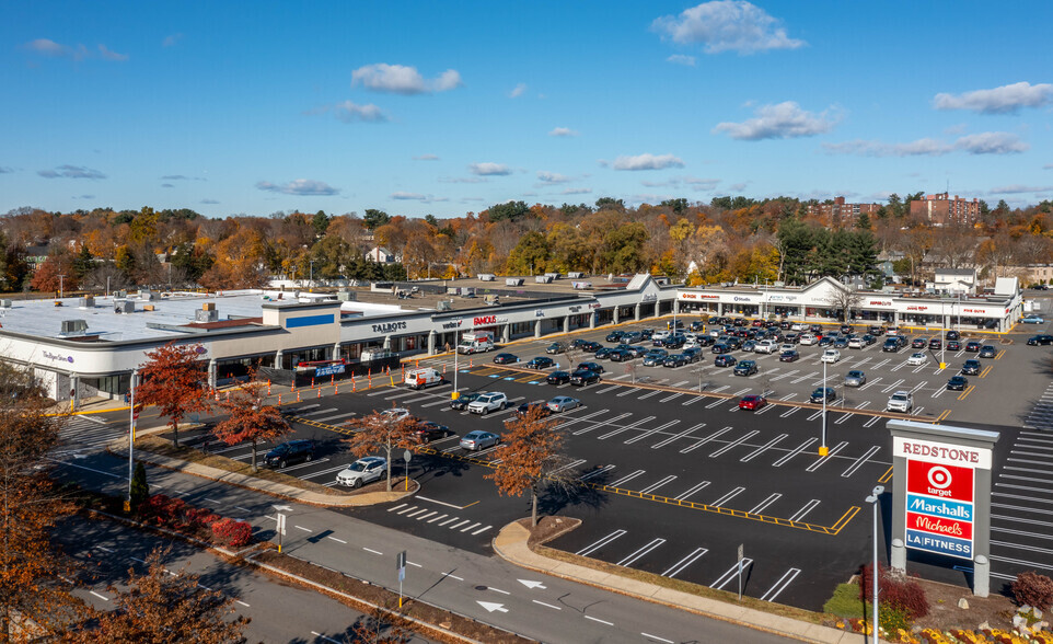 65-99 Main St, Stoneham, MA for lease - Building Photo - Image 1 of 9