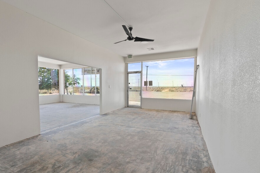 13005-13015 Claymine Rd, Edwards, CA for lease - Primary Photo - Image 2 of 15