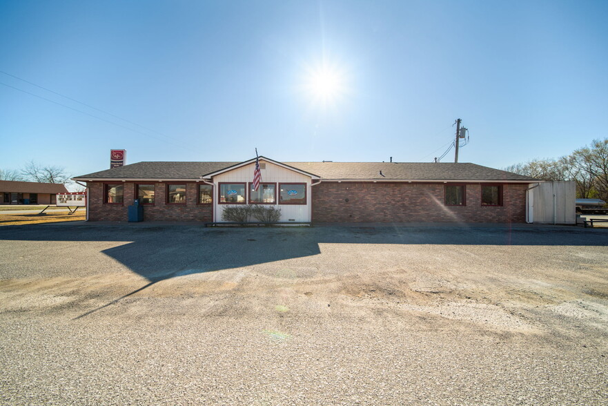 704 W Conner Ave Fairland Ok 74343 Retail For Sale Loopnet