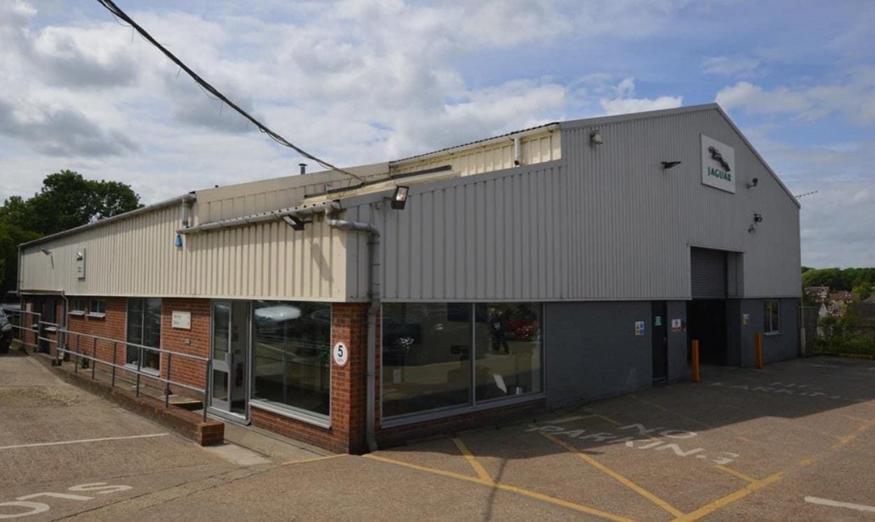 Unit 2 Selsdon Rd, South Croydon for sale Primary Photo- Image 1 of 1