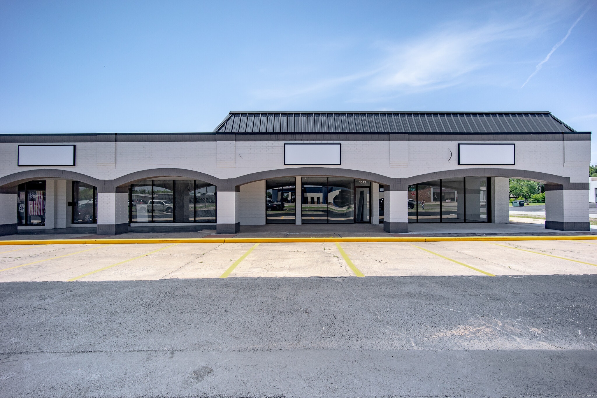 1010-1050 N Flood Ave, Norman, OK for lease Building Photo- Image 1 of 10