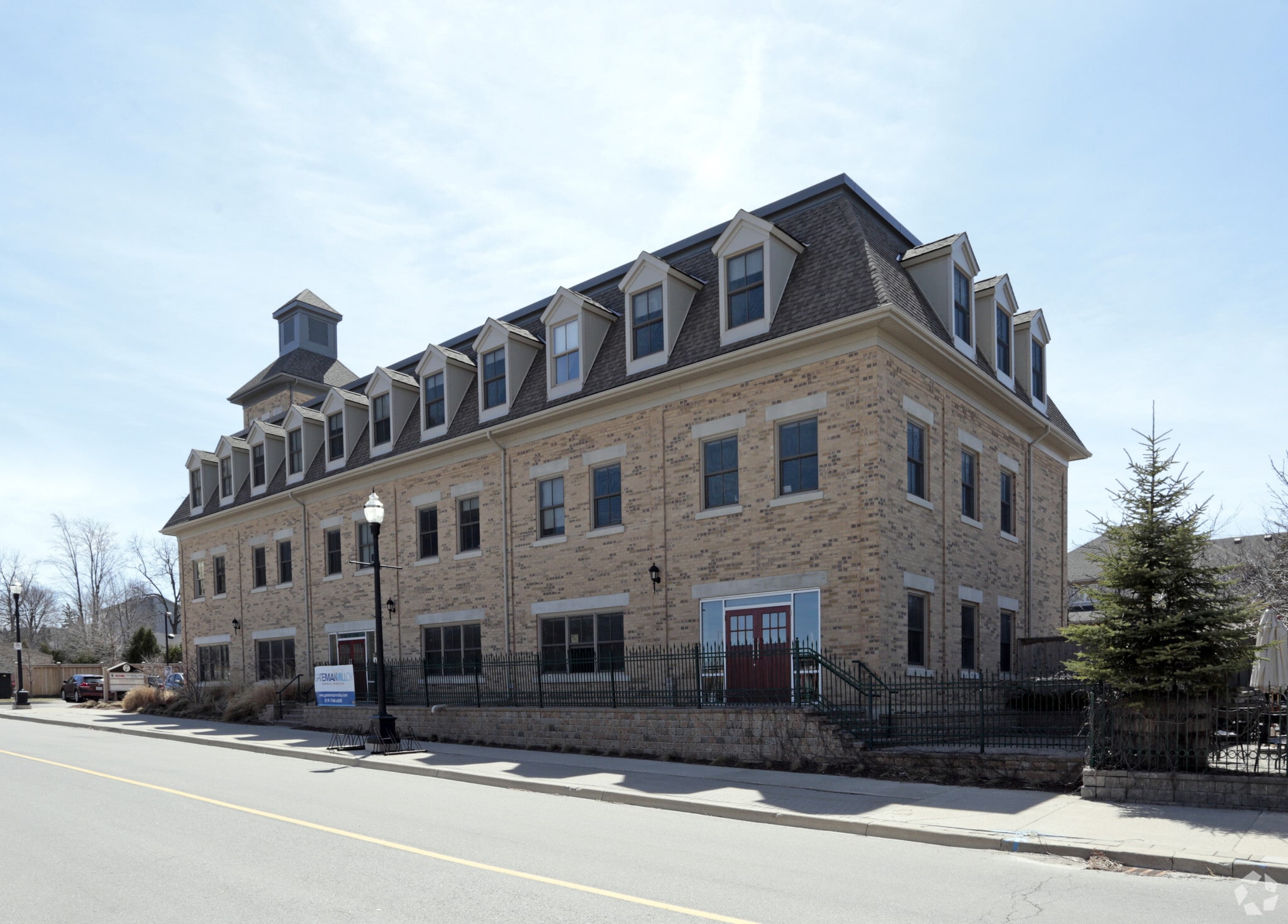 7 Father David Bauer Dr, Waterloo, ON for sale Primary Photo- Image 1 of 1