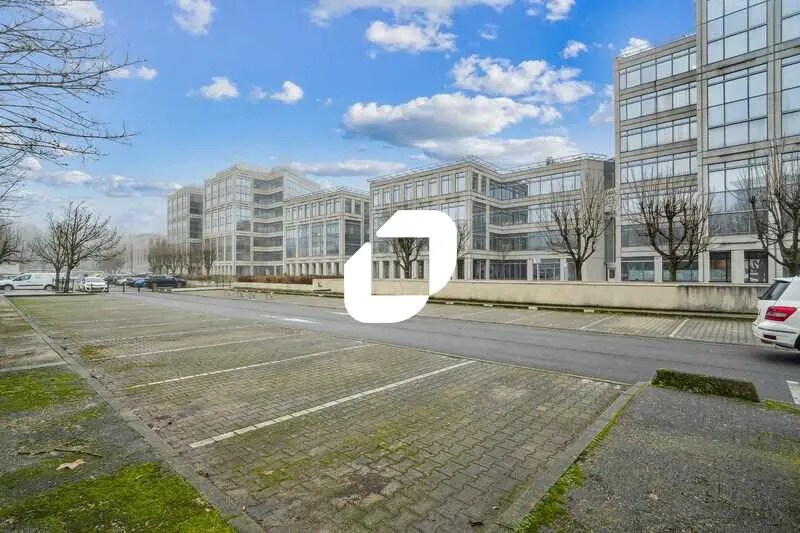 Office in Villepinte for sale - Building Photo - Image 2 of 25