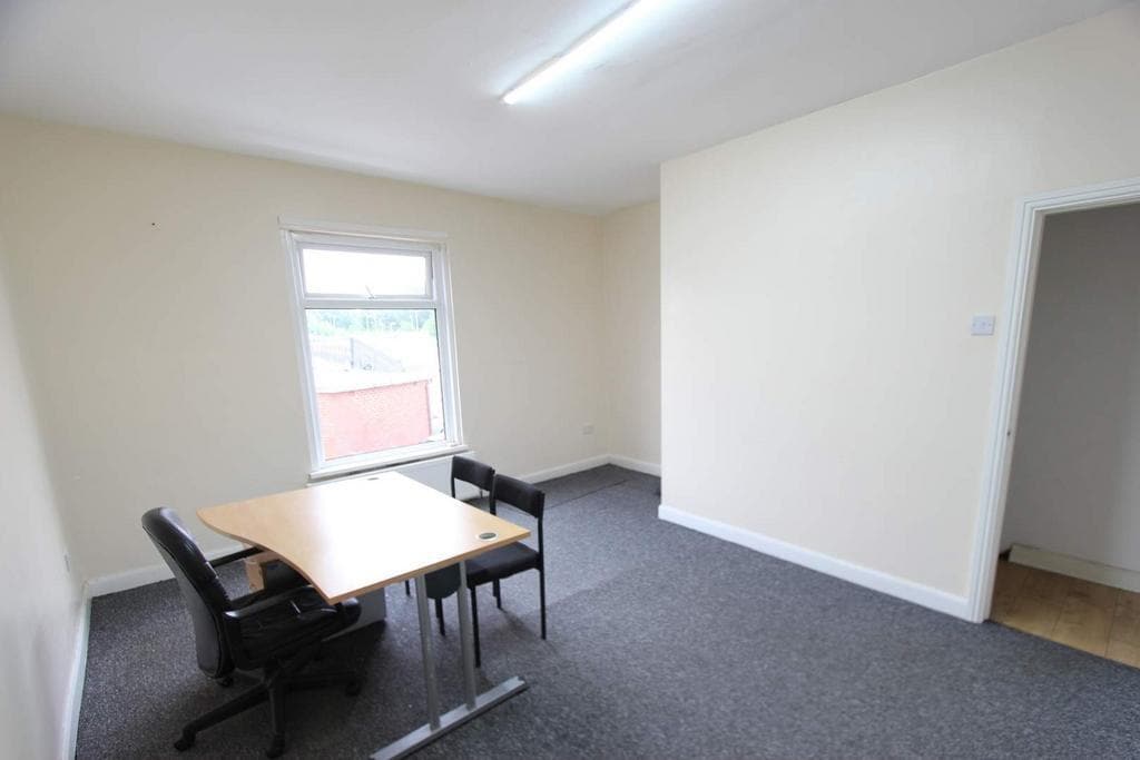 8 Milkstone Pl, Rochdale for lease Building Photo- Image 1 of 9