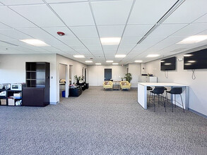 1200 Shermer Rd, Northbrook, IL for lease Interior Photo- Image 2 of 5