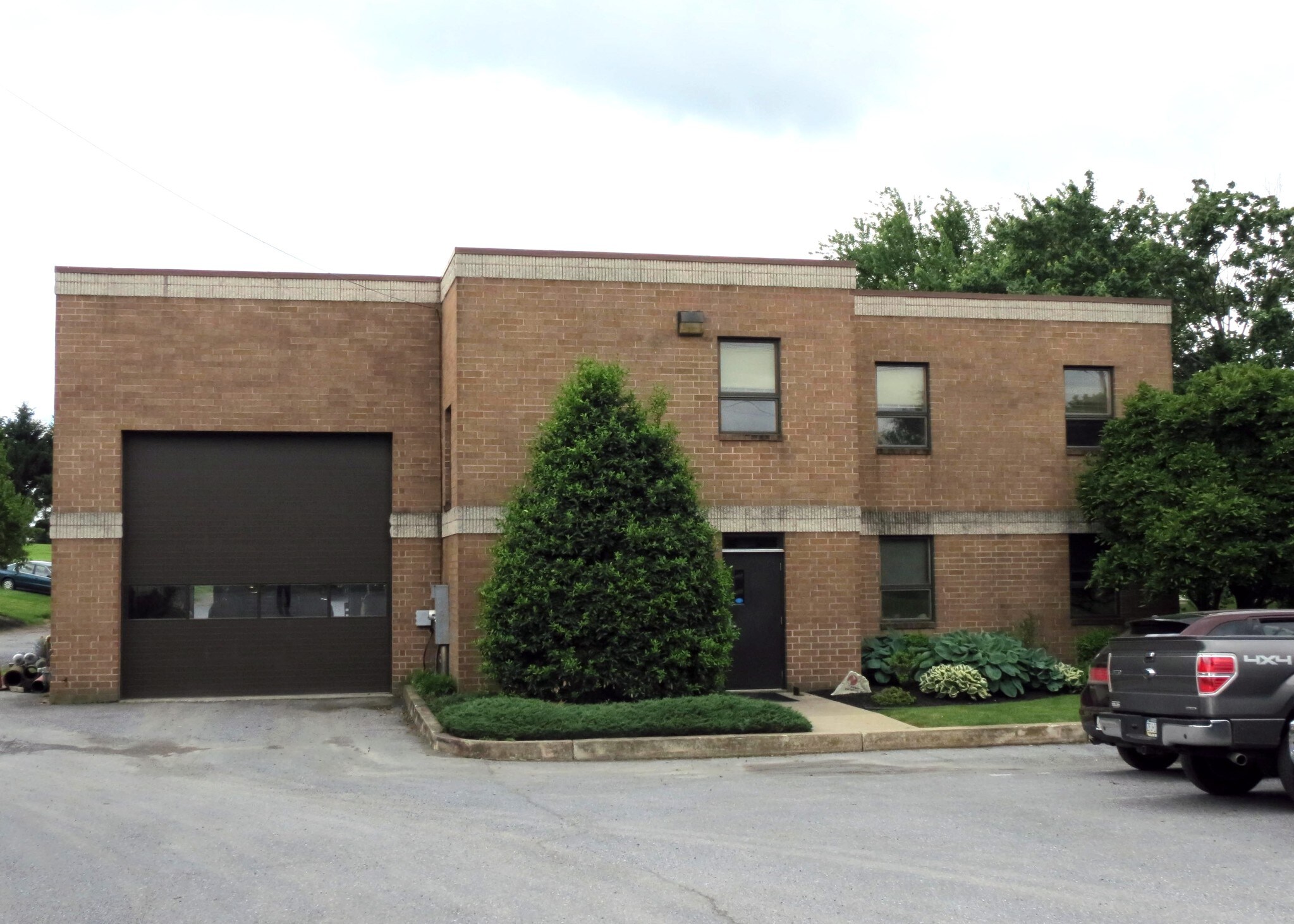 168 W Airport Rd, Lititz, PA for sale Building Photo- Image 1 of 1