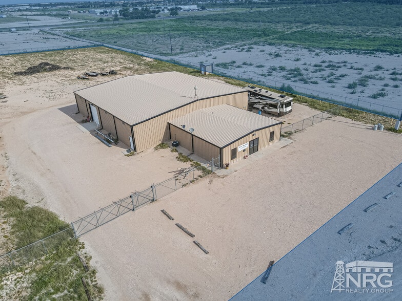 2550 Emmihoff, Odessa, TX for lease - Building Photo - Image 1 of 15