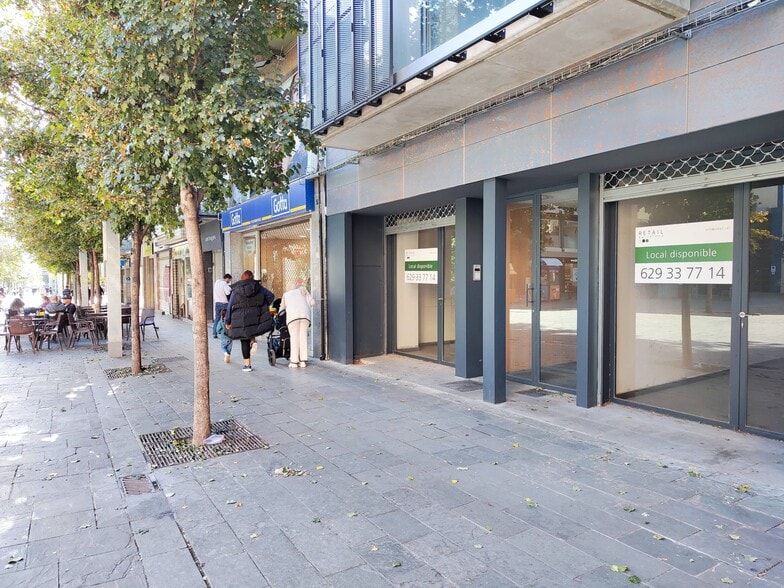 Plaça Lluis Perpinya, 6, Granollers, Barcelona for lease - Building Photo - Image 3 of 3