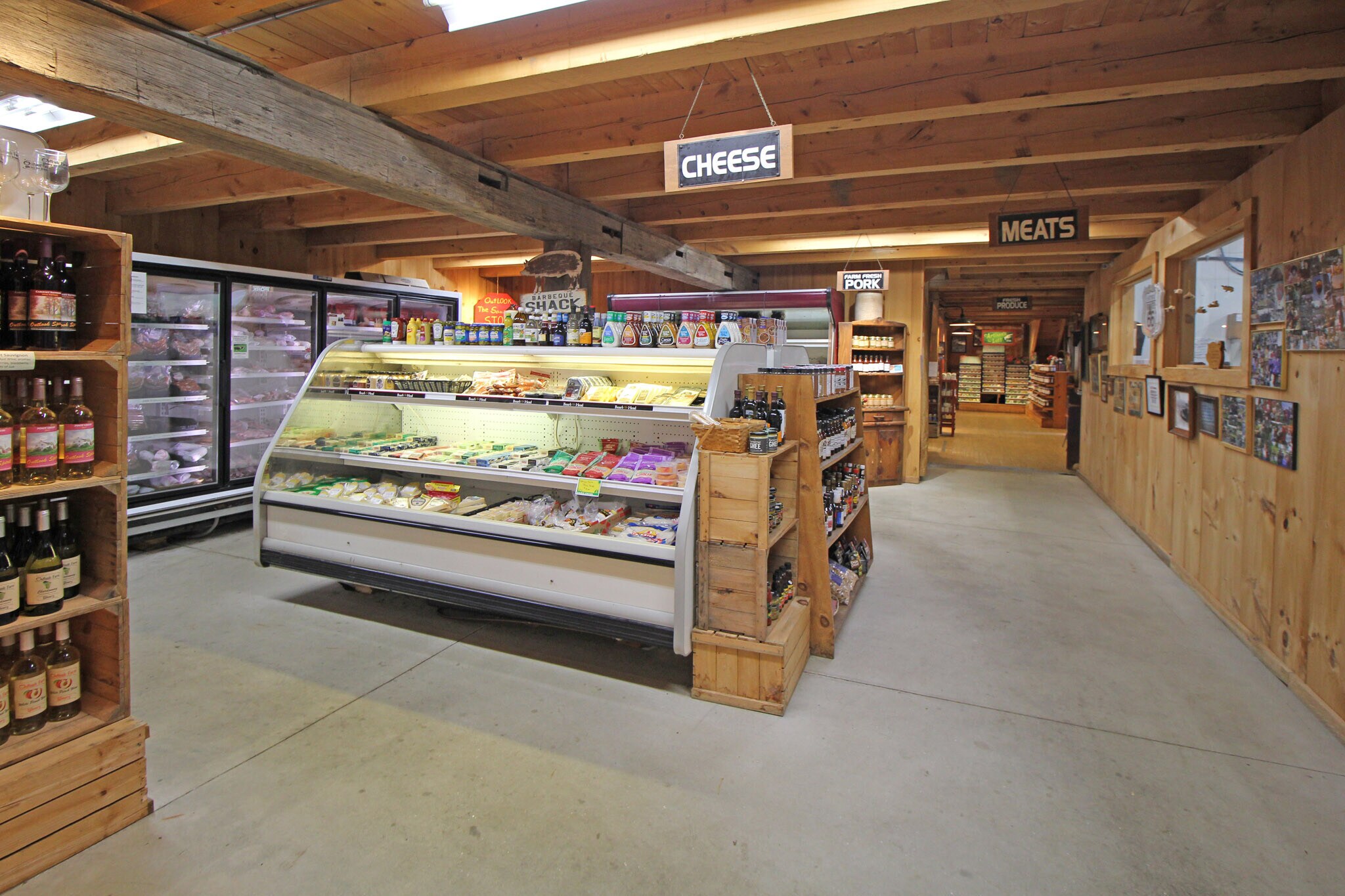 136 Main Rd, Westhampton, MA 01027 Outlook Farm Store & Eatery