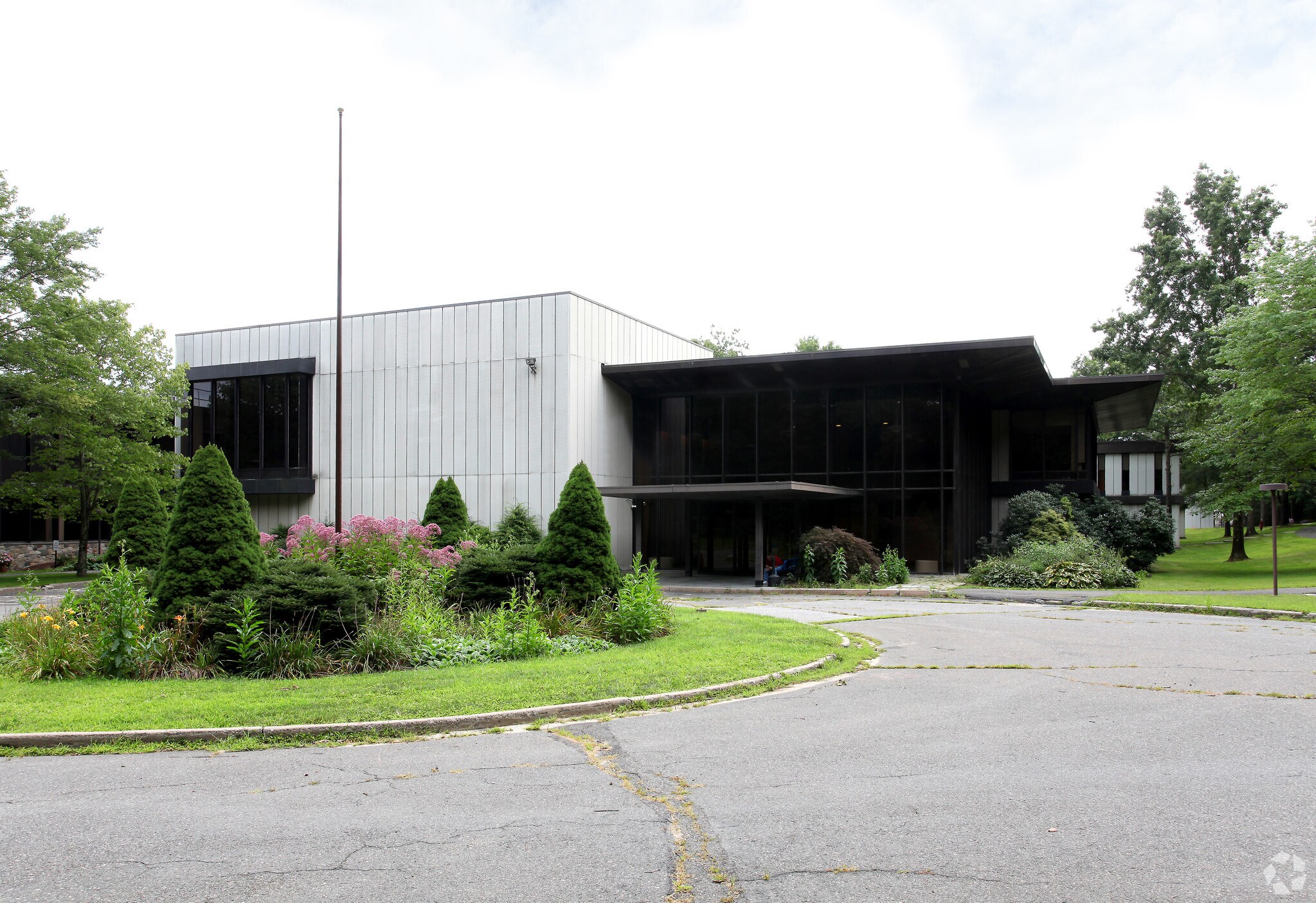 199 Benson Rd, Middlebury, CT for sale Building Photo- Image 1 of 1