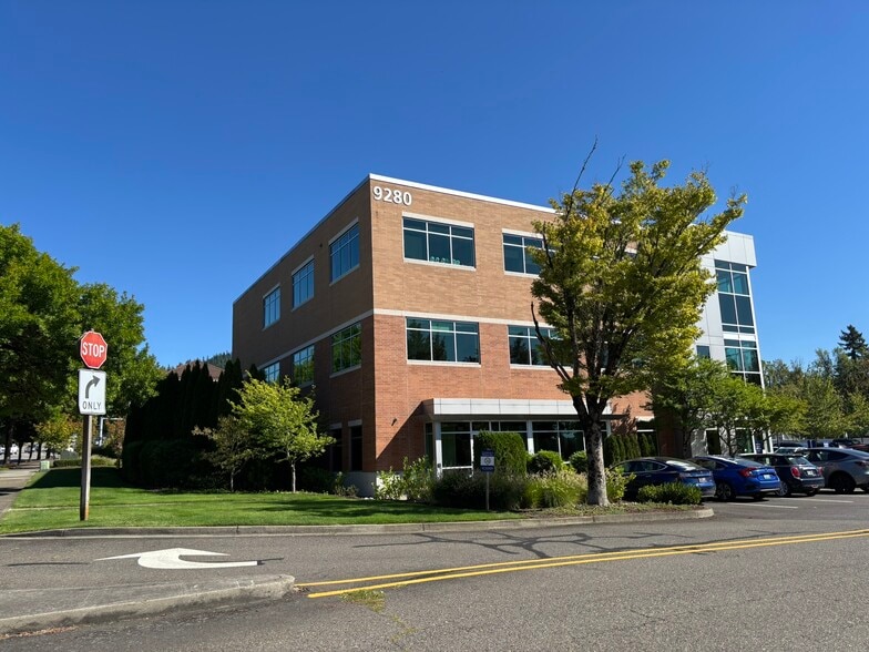 9280 SE Sunnybrook Blvd, Clackamas, OR for lease - Building Photo - Image 2 of 6