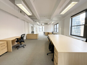 39-43 W 37th St, New York, NY for lease Interior Photo- Image 2 of 5