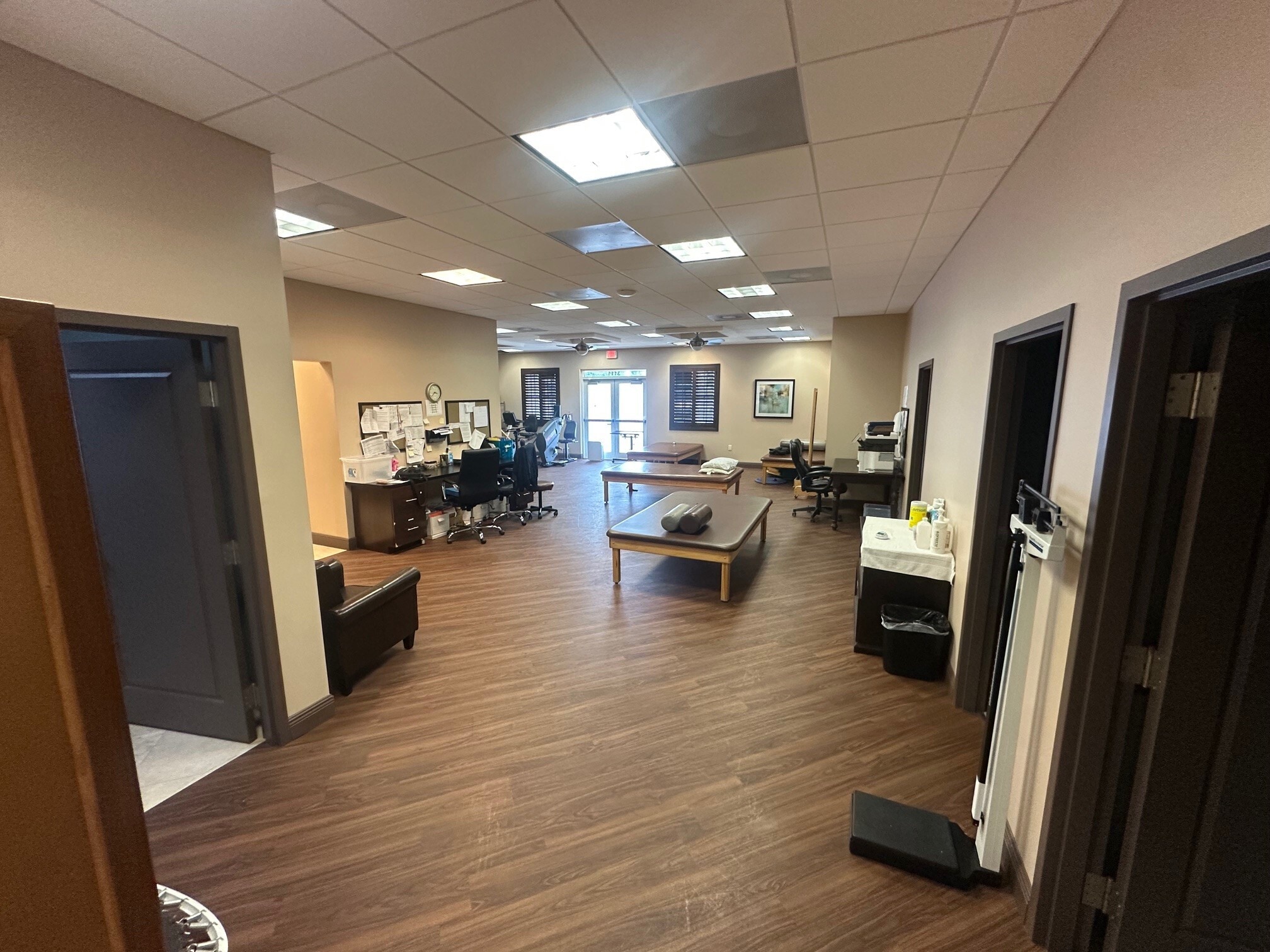 3111 W Boynton Beach Blvd, Boynton Beach, FL for sale Interior Photo- Image 1 of 3