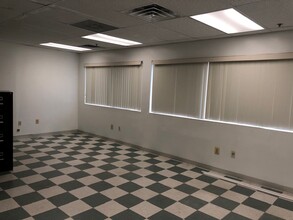 239 New Rd, Parsippany, NJ for lease Interior Photo- Image 2 of 2