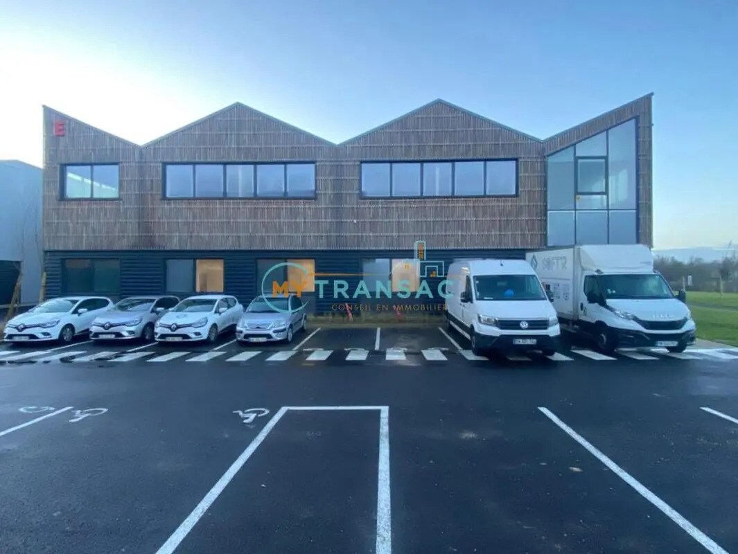 Flex in Serris for sale Building Photo- Image 1 of 16