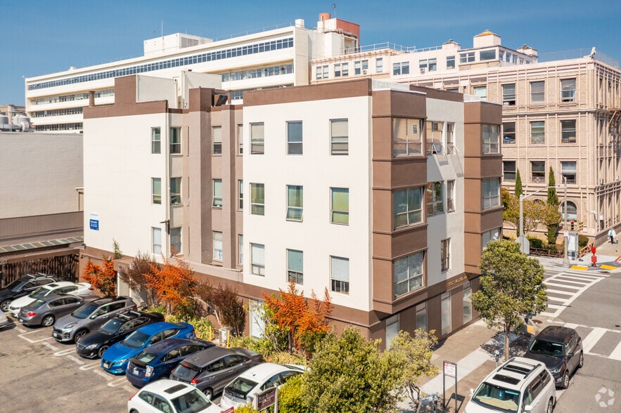 2201-2215 Post St, San Francisco, CA for lease - Building Photo - Image 2 of 6