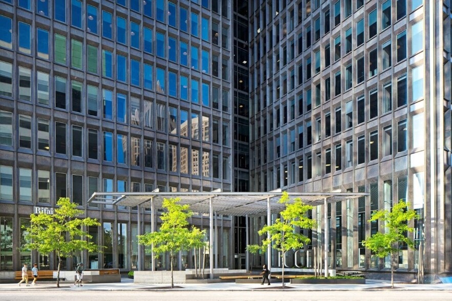 1001 Woodward Ave, Detroit, MI for lease - Building Photo - Image 2 of 9