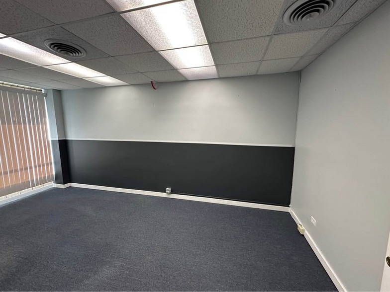 3344 Ridge Rd, Lansing, IL for lease - Interior Photo - Image 3 of 10