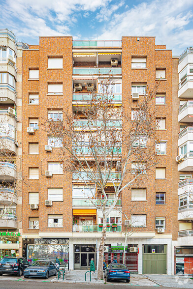 Calle Corazón de María, 5, Madrid, Madrid for sale - Building Photo - Image 2 of 2