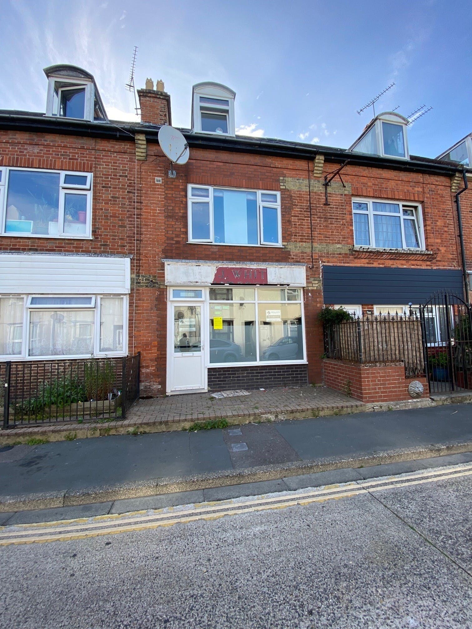 10 Bayford Rd, Littlehampton, BN17 5HL