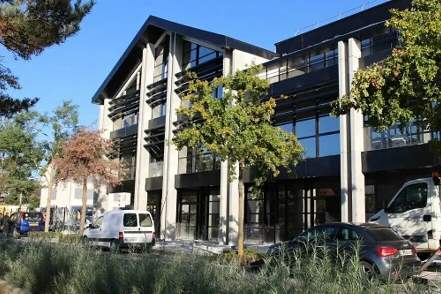 Office in Soissons for lease - Building Photo - Image 1 of 6