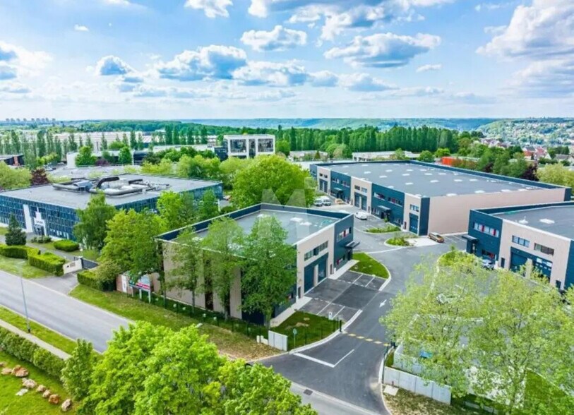 Office in Villebon-sur-Yvette for lease - Aerial - Image 1 of 8