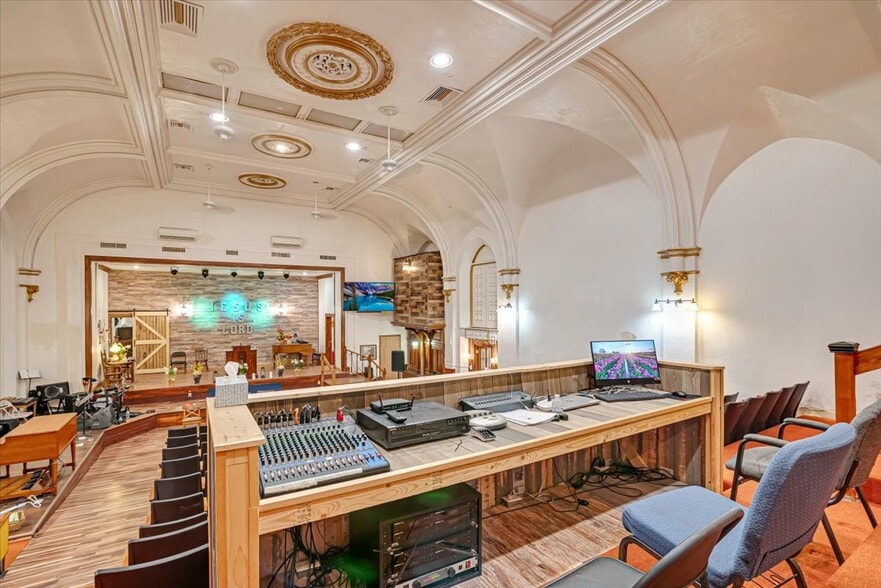 837 W Linden St, Allentown, PA for sale - Building Photo - Image 3 of 30