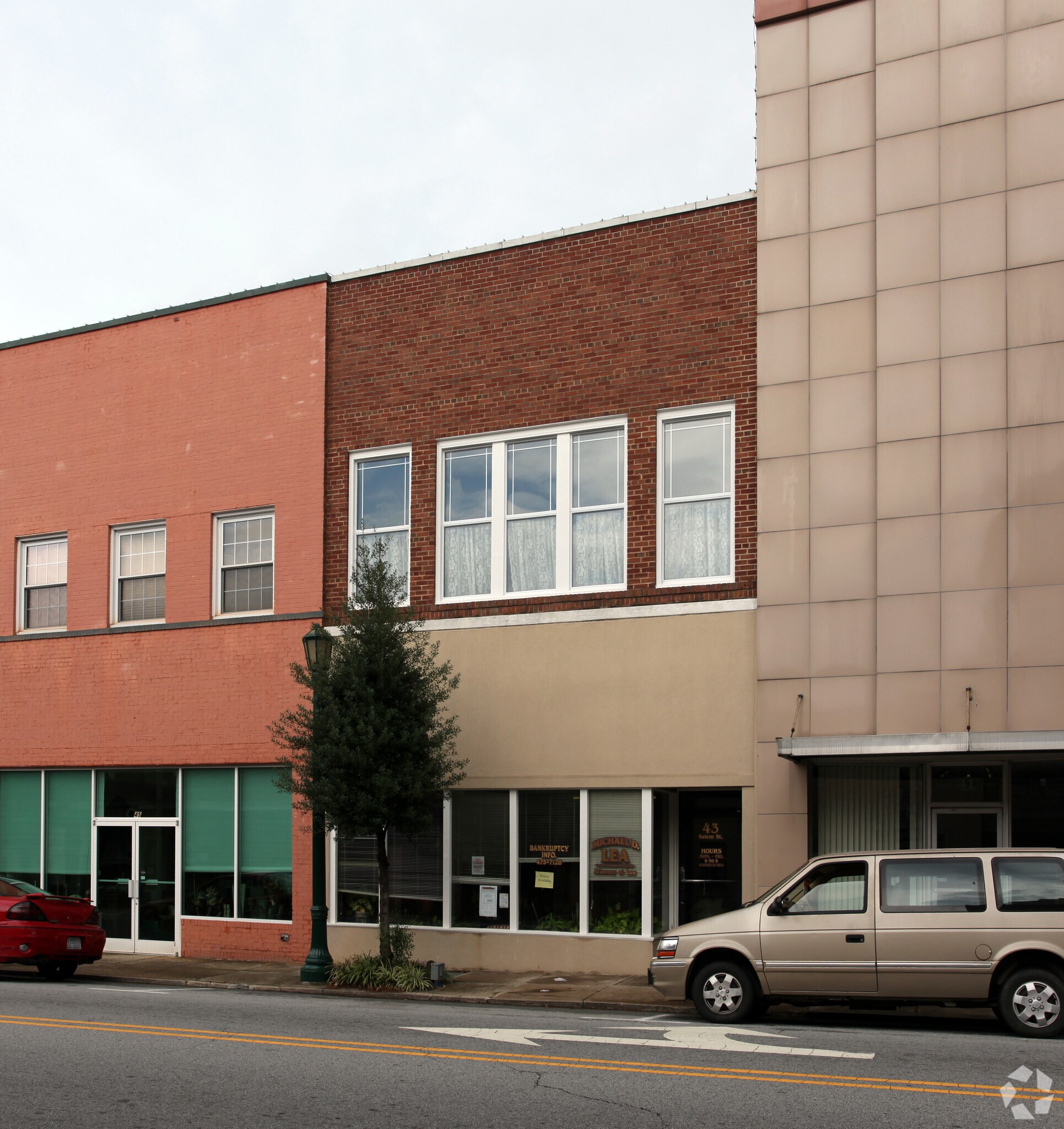 43 Salem St, Thomasville, NC 27360