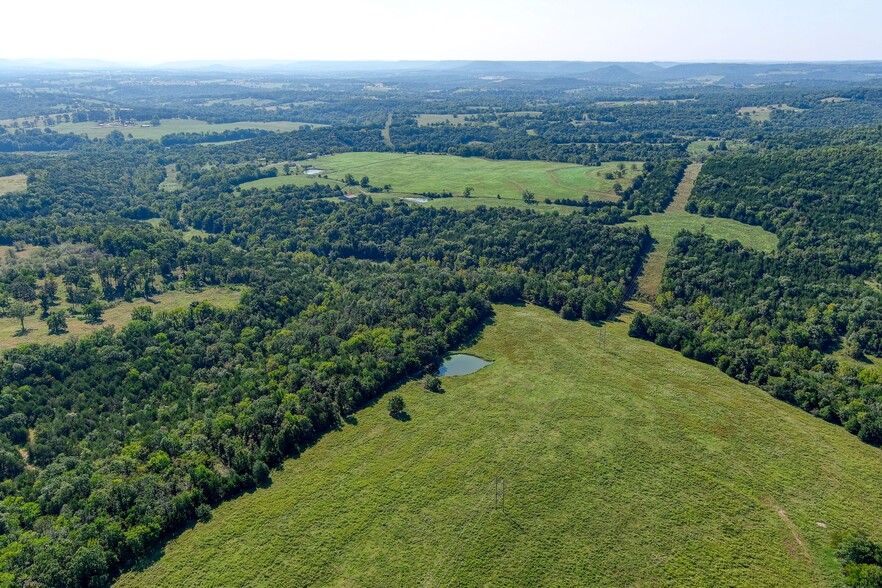 CR 211, Eureka Springs, AR for sale - Building Photo - Image 3 of 14