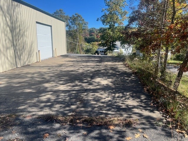 922 Broad st, Mount Hope, WV for sale - Building Photo - Image 3 of 10