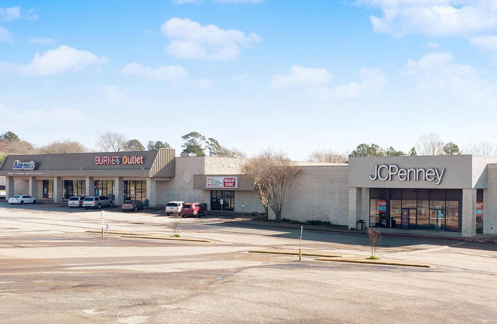 2000 S Loop 256, Palestine, TX for sale Building Photo- Image 1 of 1